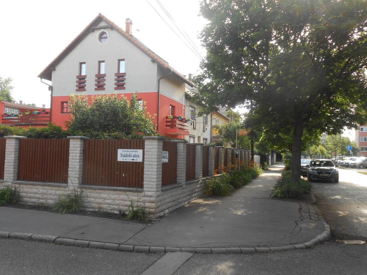 Aranyeső Vendégház Csorbai Budapest Esterno foto